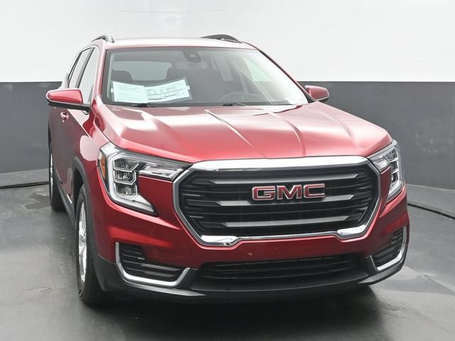 Used 2022 GMC Terrain SLE w/ Driver Convenience Package FWD image 8