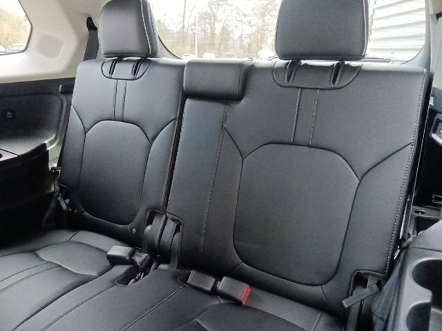 Used 2023 Honda Pilot Elite image 30