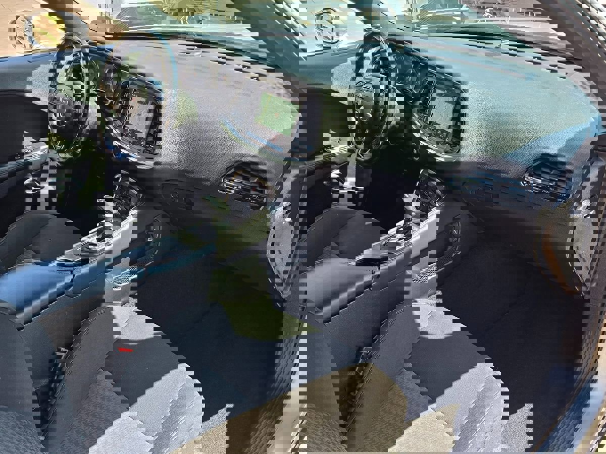 Used 2019 Dodge Challenger GT w/ Performance Handling Group RWD image 14