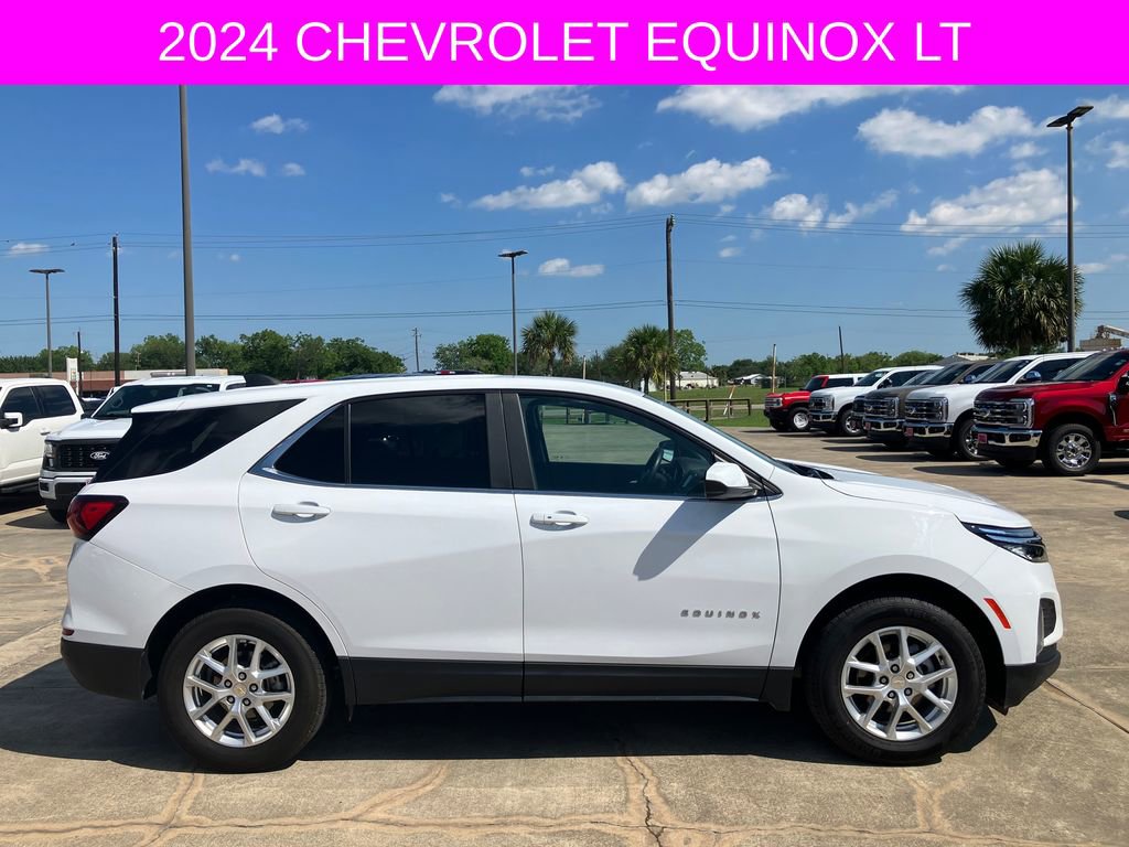 Used 2024 Chevrolet Equinox LT AWD/4WD image 8