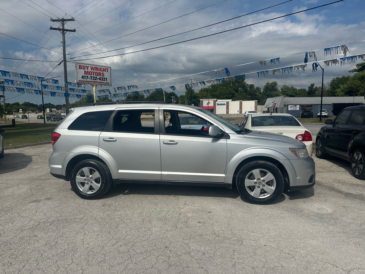 Used 2012 Dodge Journey SXT image 4