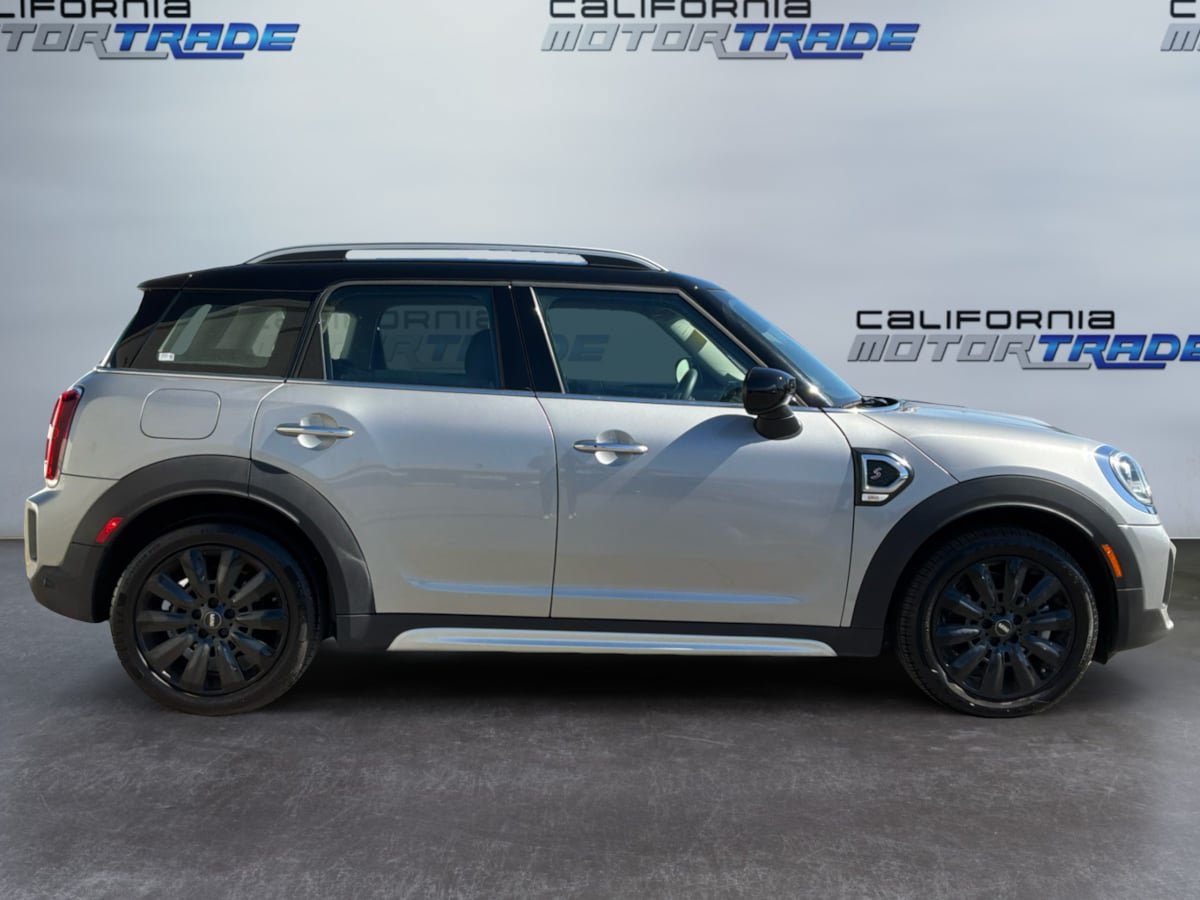 Used 2024 MINI Cooper Countryman S FWD image 4
