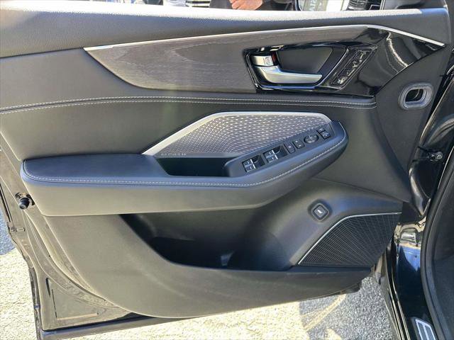 Used 2023 Acura MDX Advance Package image 18