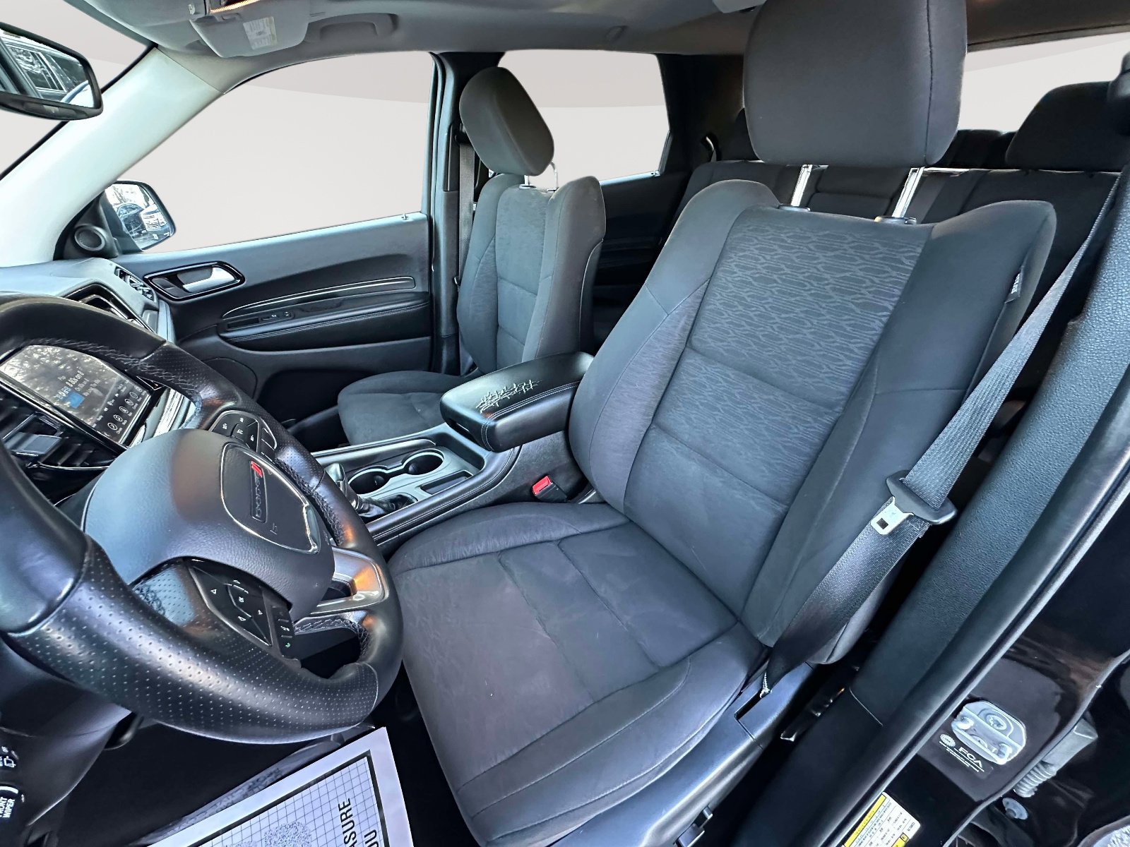 Used 2022 Dodge Durango SXT image 24