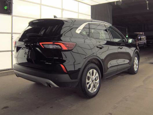 Used 2023 Ford Escape Active w/ Tech Pack #2 AWD/4WD image 5