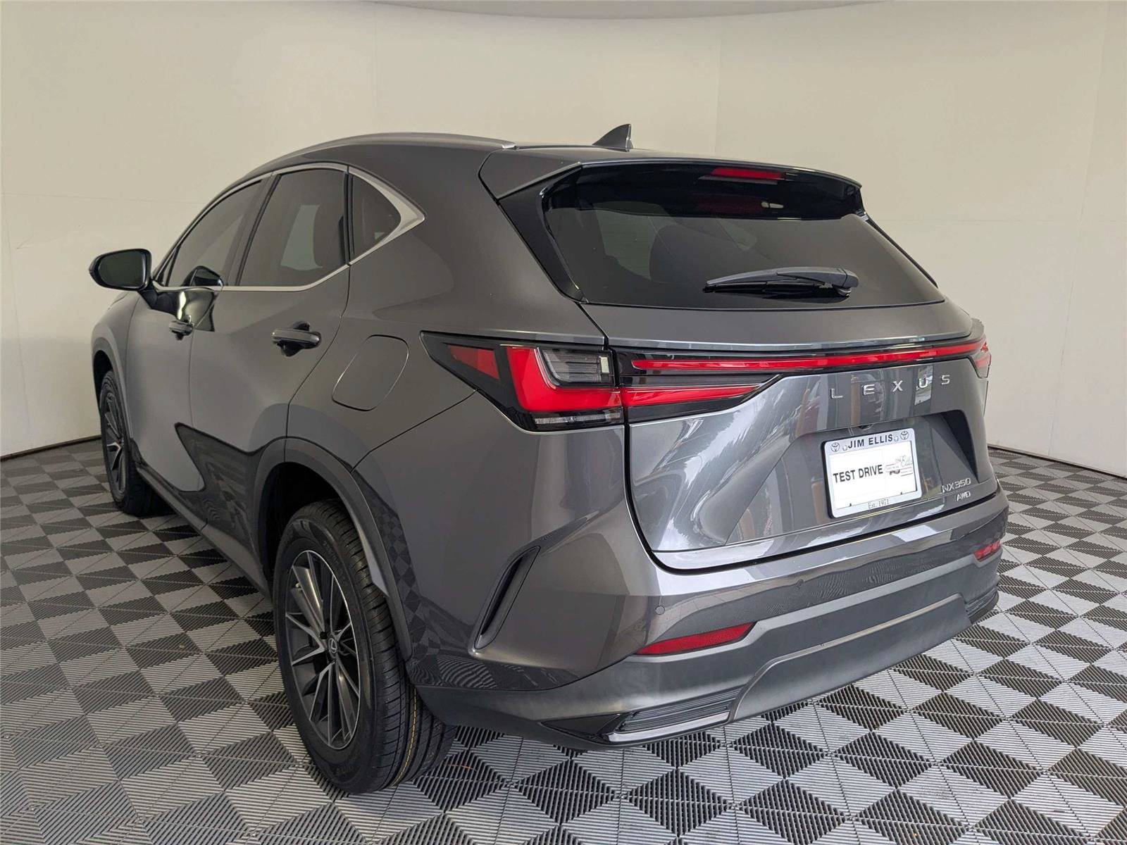 Used 2022 Lexus NX 350 AWD image 9