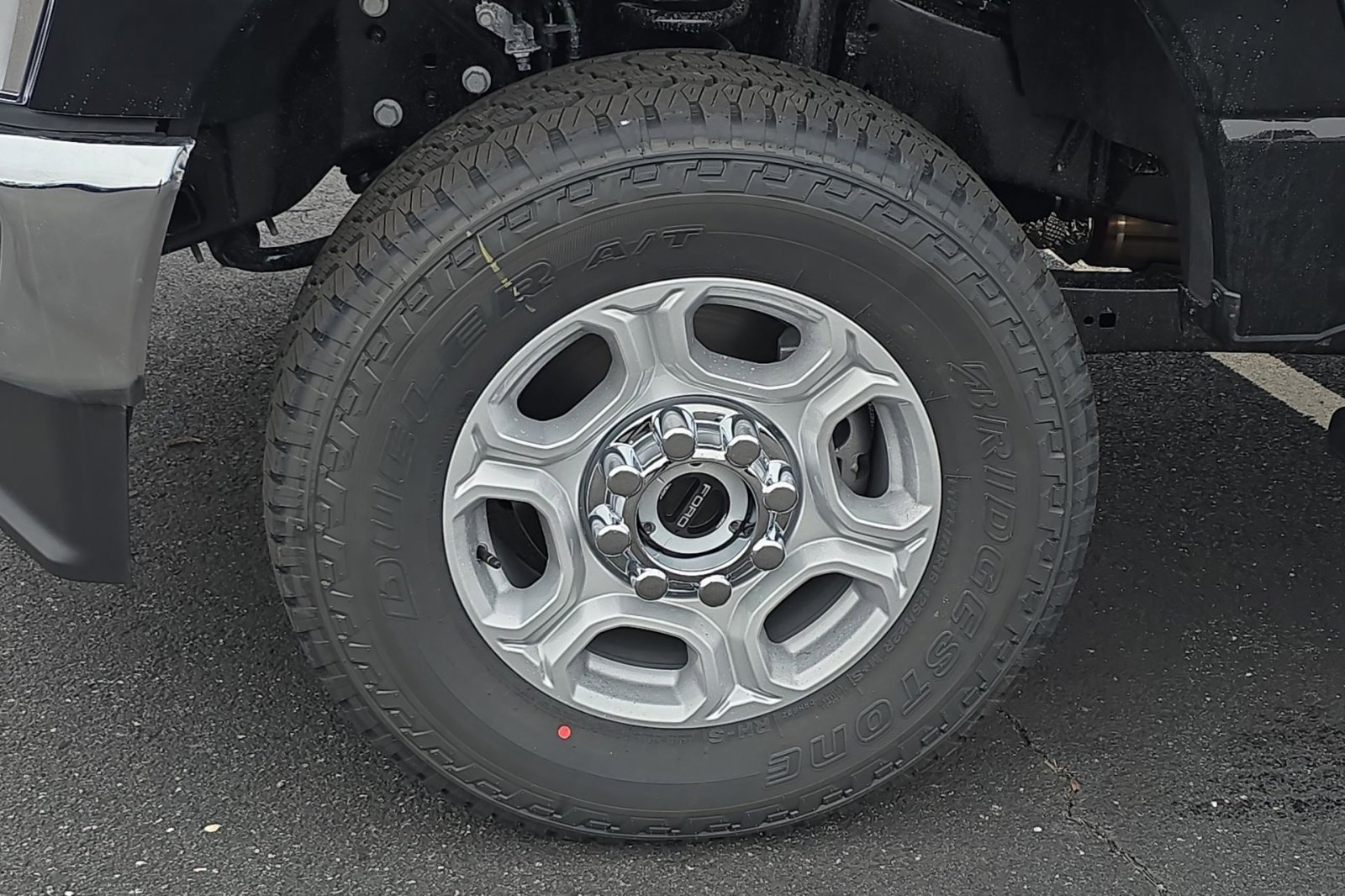 New 2026 Ford F250 XLT w/ FX4 Off-Road Package image 12