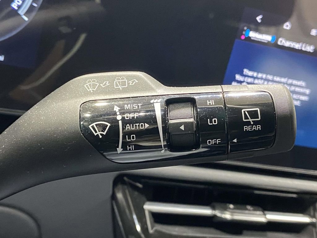Used 2024 Kia Niro Wind image 25