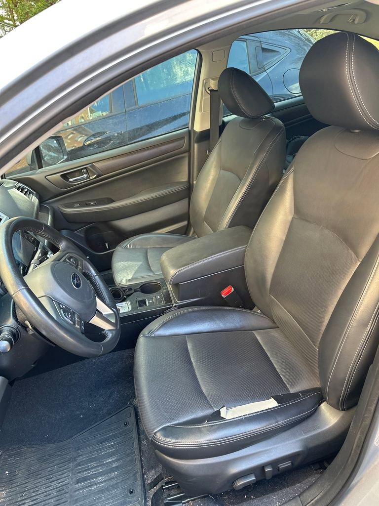 Used 2017 Subaru Legacy 2.5i Limited image 6