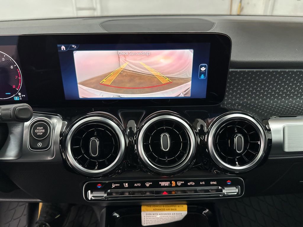 New 2026 Mercedes-Benz GLB 250 4MATIC image 15
