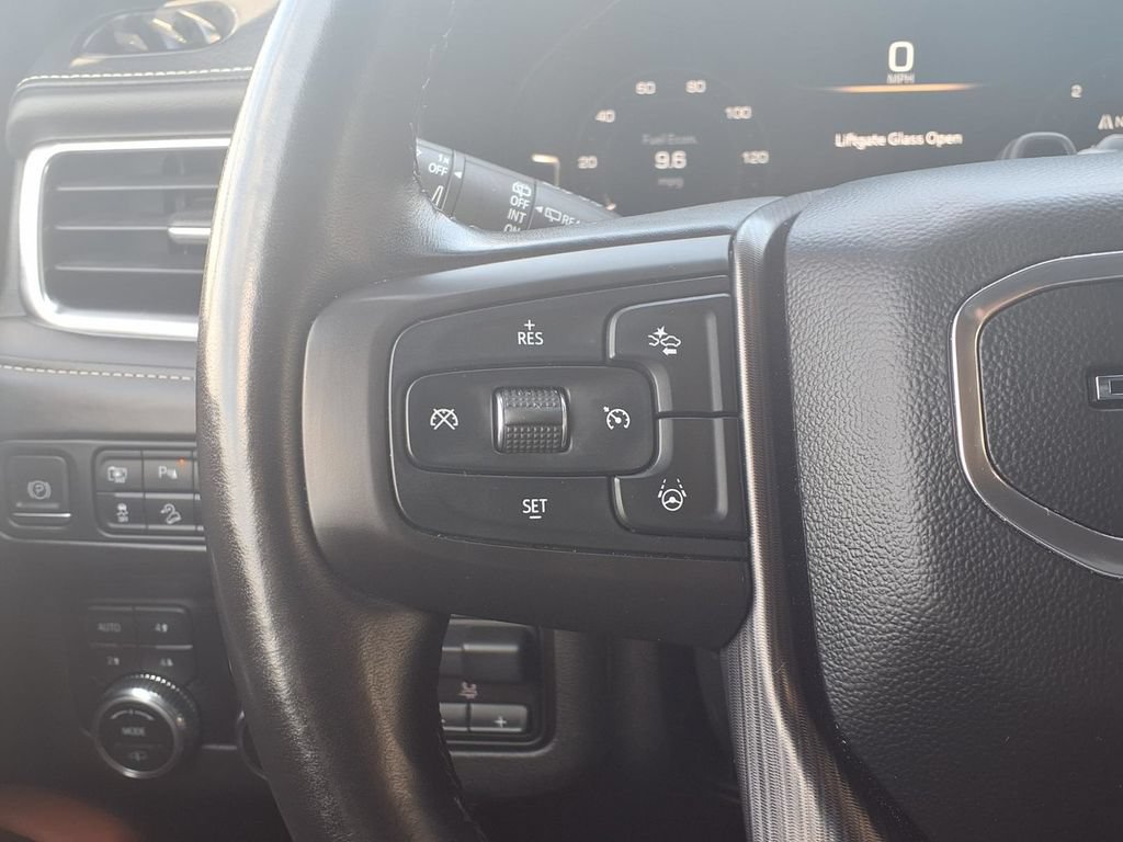 Used 2023 GMC Yukon XL Denali Ultimate AWD/4WD image 14