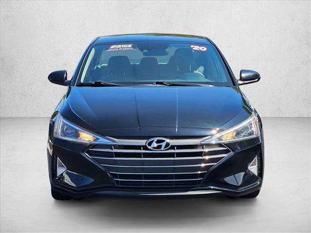 Used 2020 Hyundai Elantra SE w/ Winter Weather Package video 2