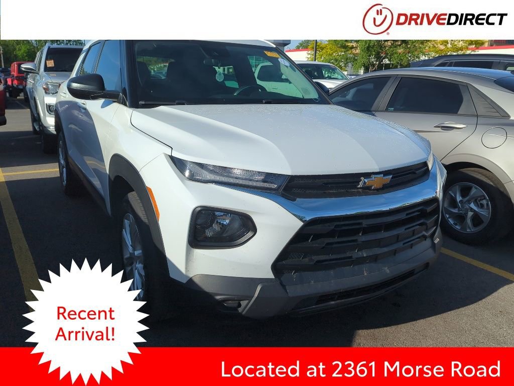 Used 2023 Chevrolet TrailBlazer LS FWD image 1