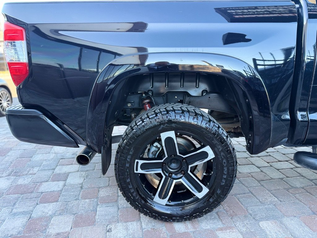 Used 2014 Toyota Tundra 1794 Edition AWD/4WD image 11