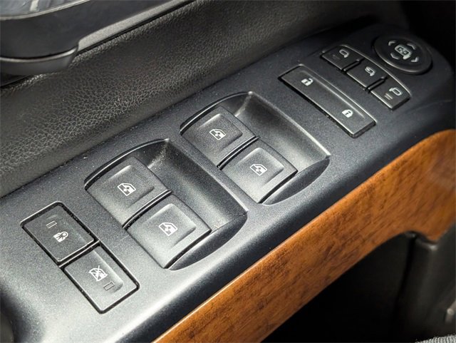 Used 2017 Chevrolet Silverado 1500 High Country image 20