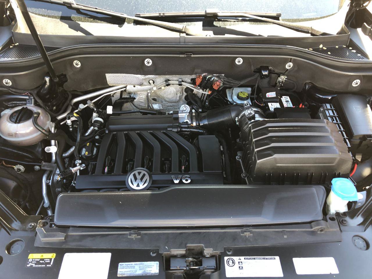Used 2018 Volkswagen Atlas SEL AWD/4WD image 36
