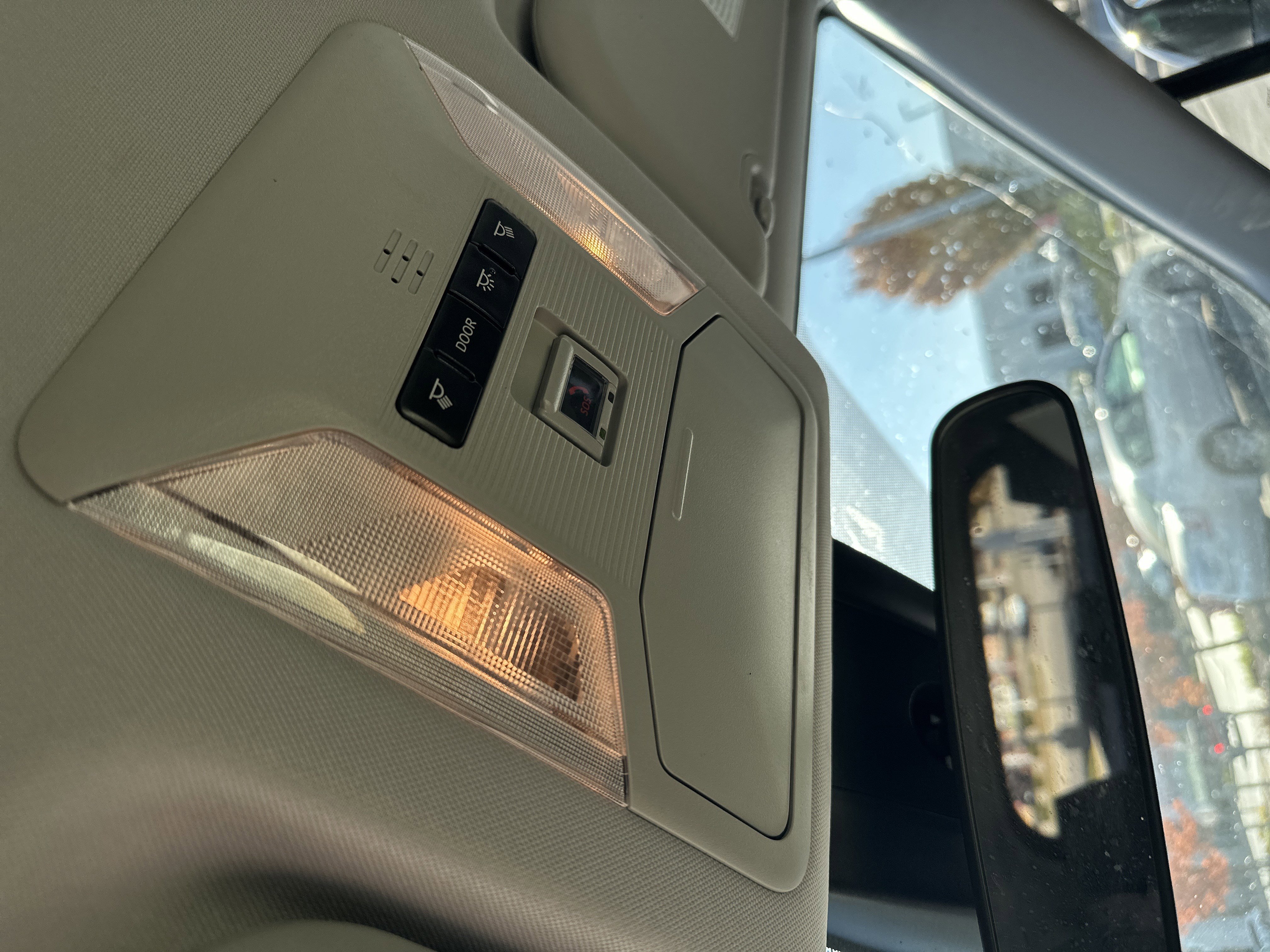 Certified 2021 Toyota RAV4 LE image 31