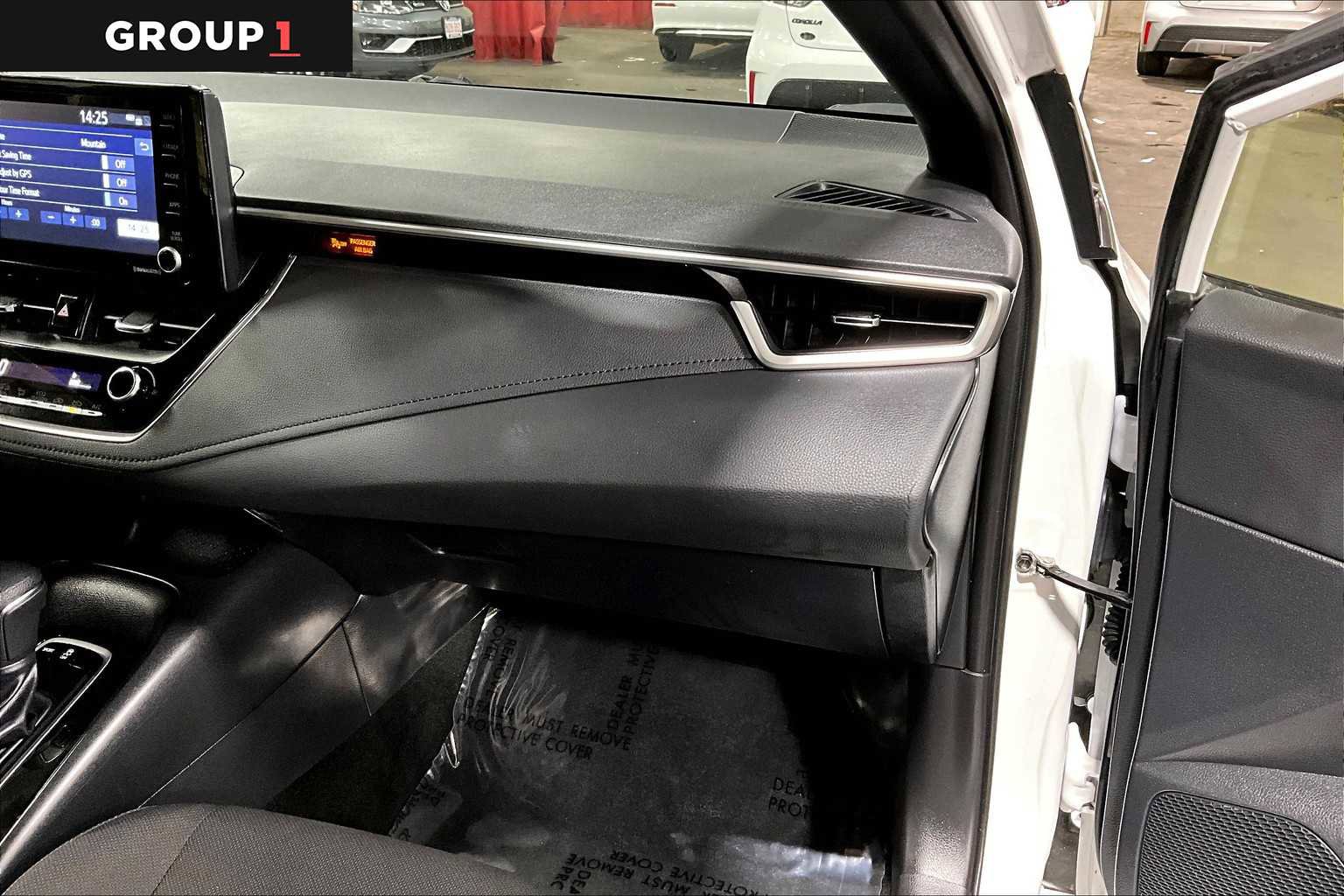 Certified 2022 Toyota Corolla SE image 18