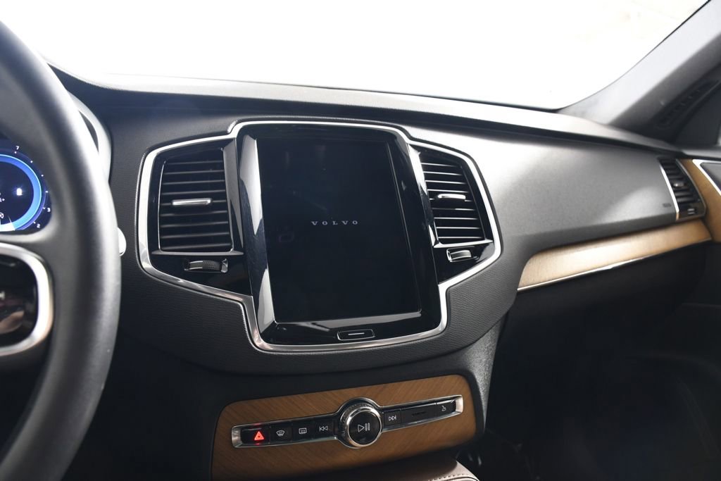 Used 2023 Volvo XC90 B6 Plus w/ Protection Package Premier AWD/4WD image 33