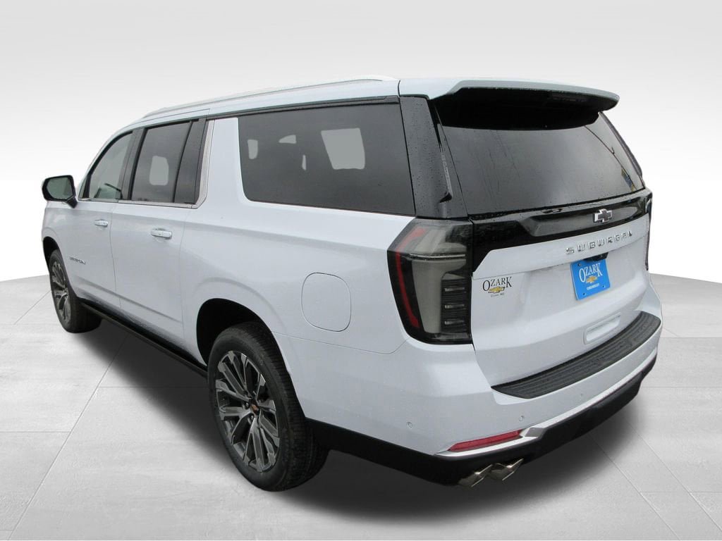 New 2026 Chevrolet Suburban High Country image 4