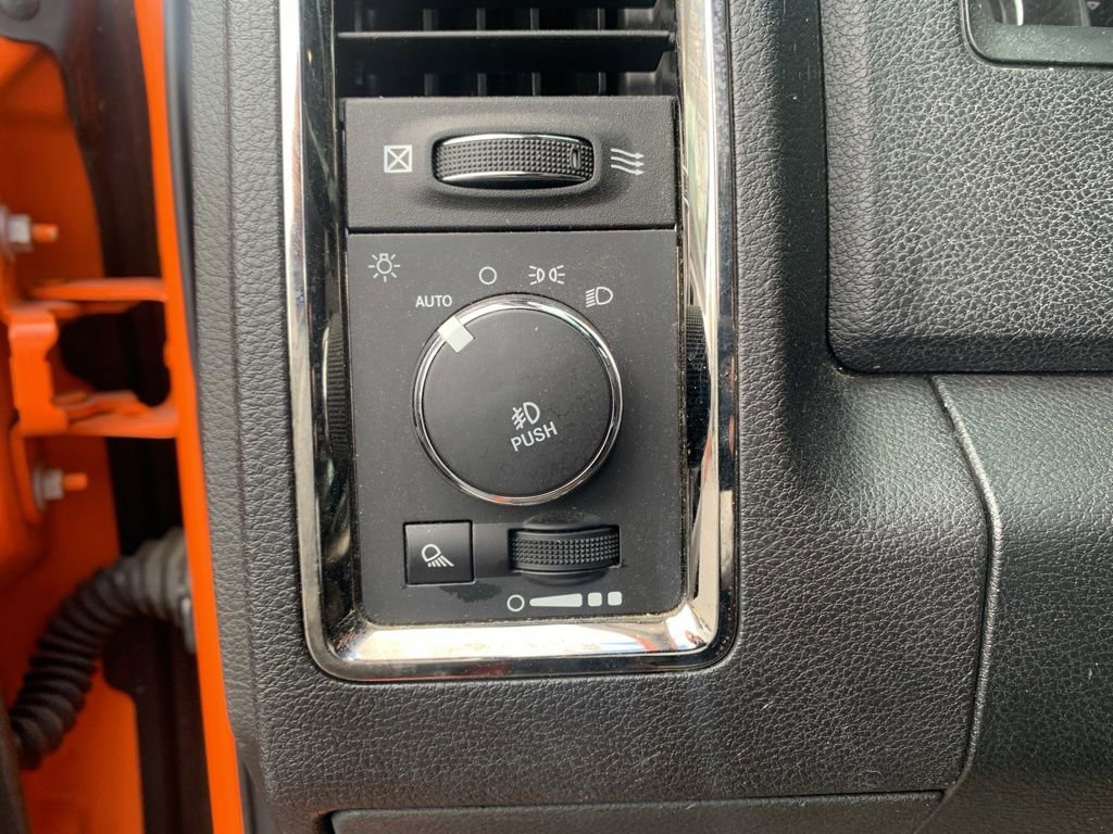 Used 2017 RAM 1500 Sport w/ Ignition Orange Sport Package AWD/4WD image 39