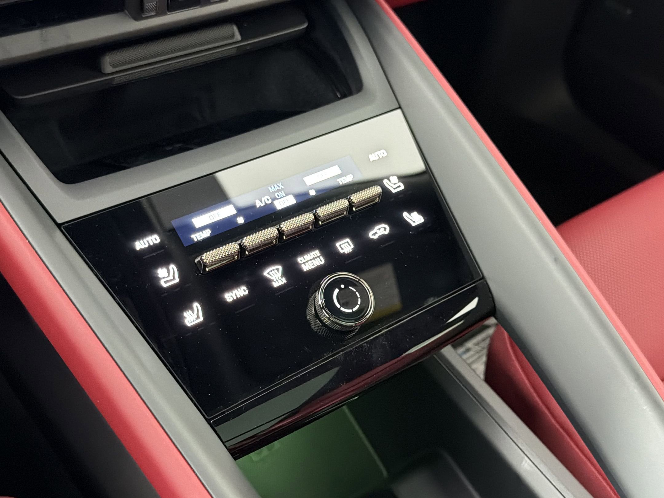 New 2026 Porsche Macan Turbo Electric AWD/4WD image 26