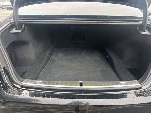 Used 2021 BMW 740i w/ Premium Package RWD image 12