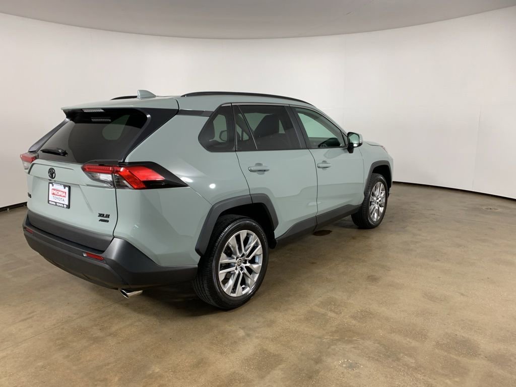 Used 2023 Toyota RAV4 XLE Premium AWD/4WD image 8