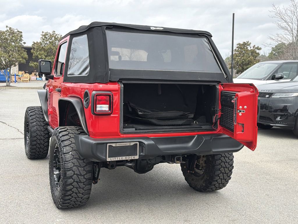 Used 2019 Jeep Wrangler Sport image 12