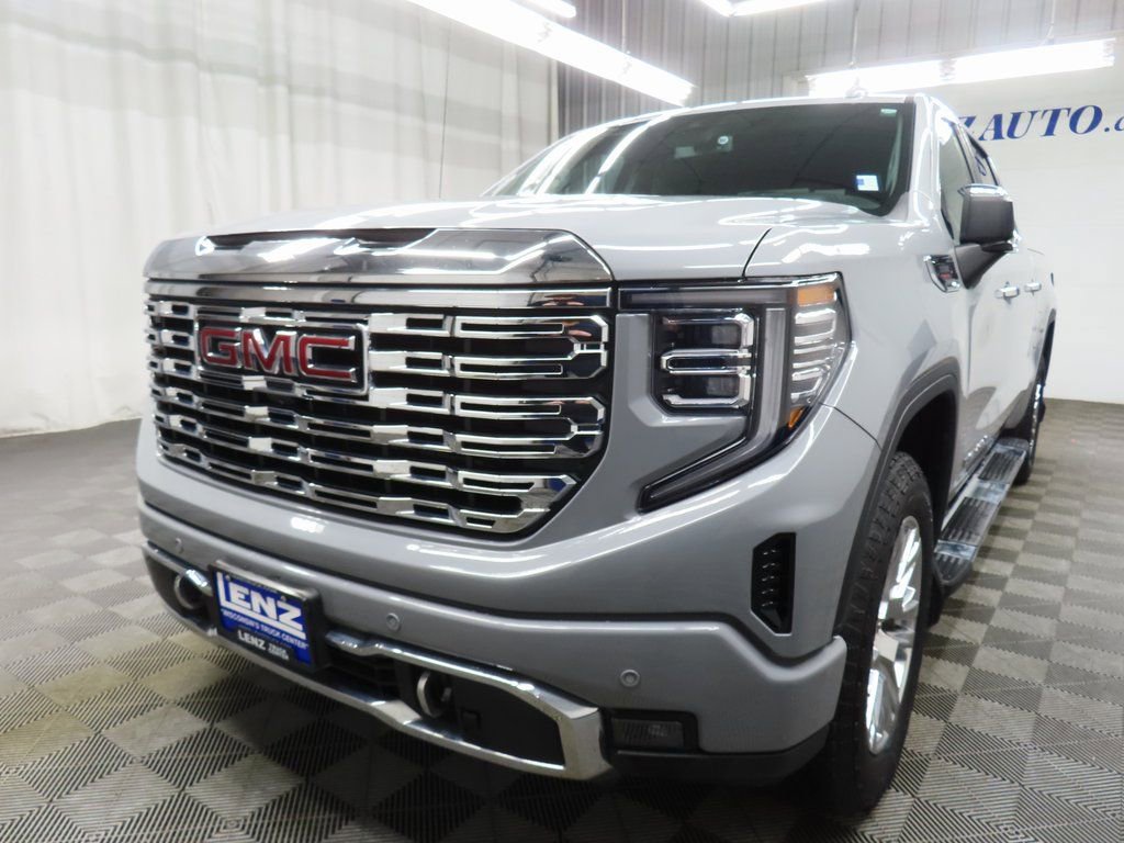 Used 2025 GMC Sierra 1500 Denali AWD/4WD image 6