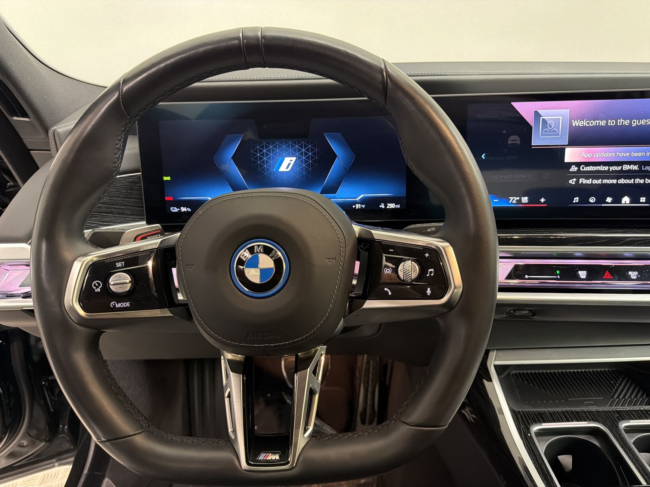 Used 2025 BMW i7 xDrive60 w/ Executive Package AWD/4WD image 11