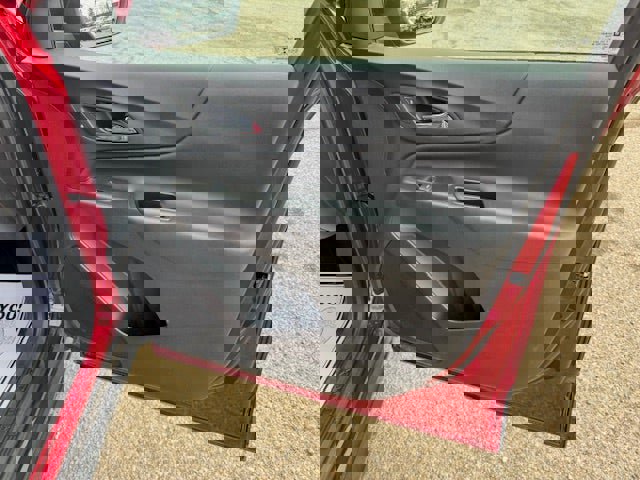 Used 2023 Chevrolet Equinox LT image 20