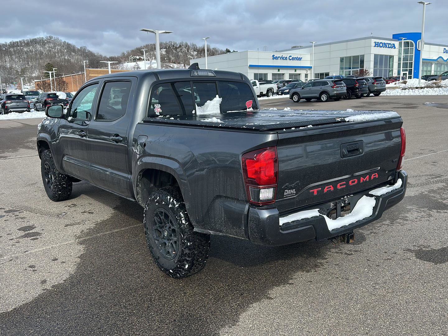 Used 2020 Toyota Tacoma SR image 5