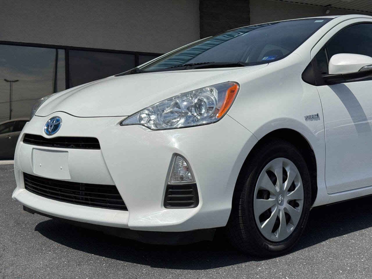 Used 2012 Toyota Prius C Three FWD image 41