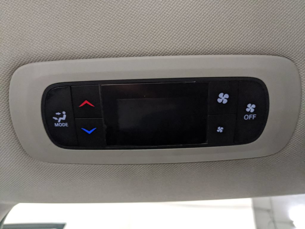 Used 2024 Chrysler Voyager LX FWD image 15