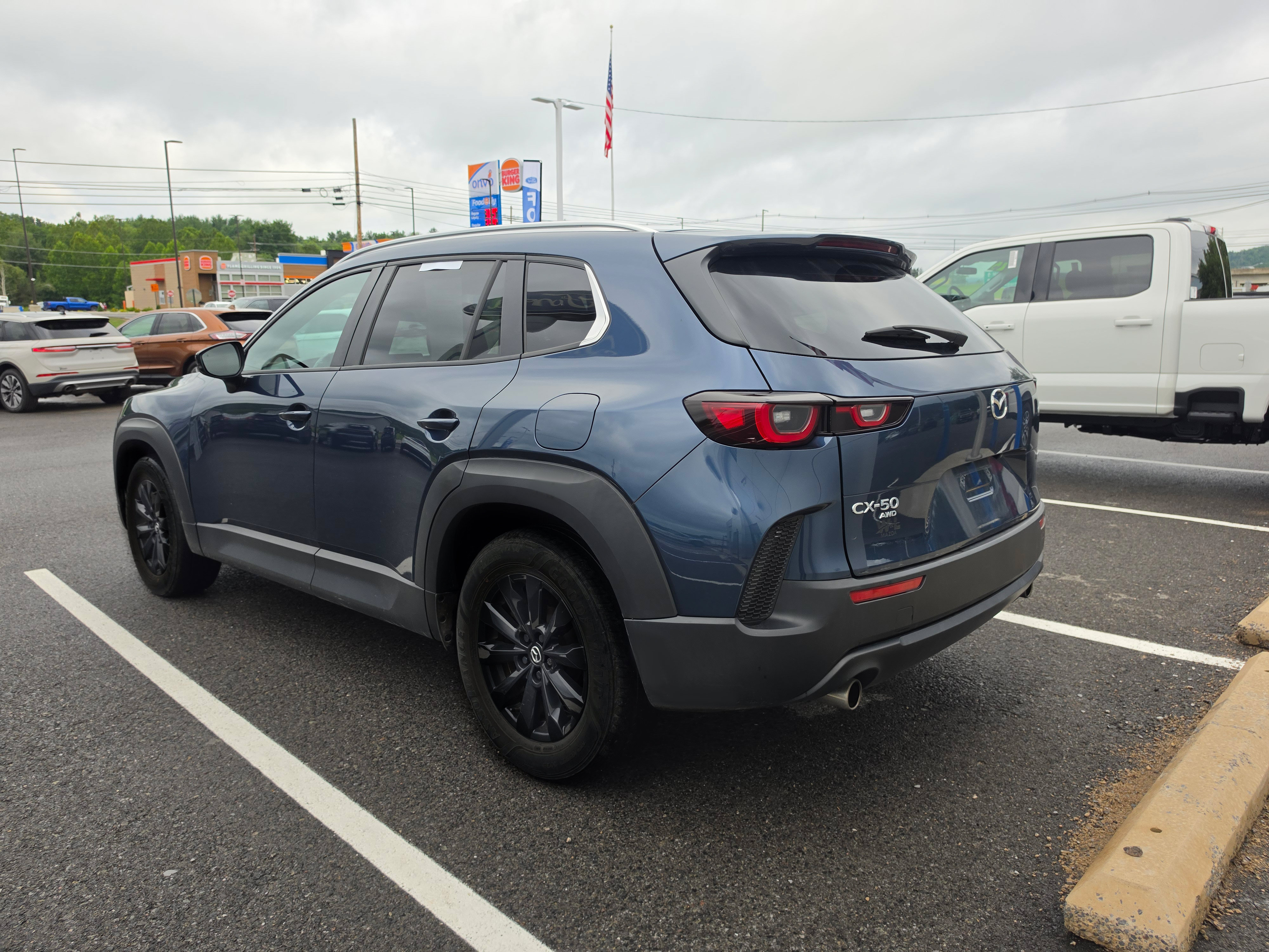 Used 2024 MAZDA CX-50 AWD 2.5 S w/ Weather Package image 5