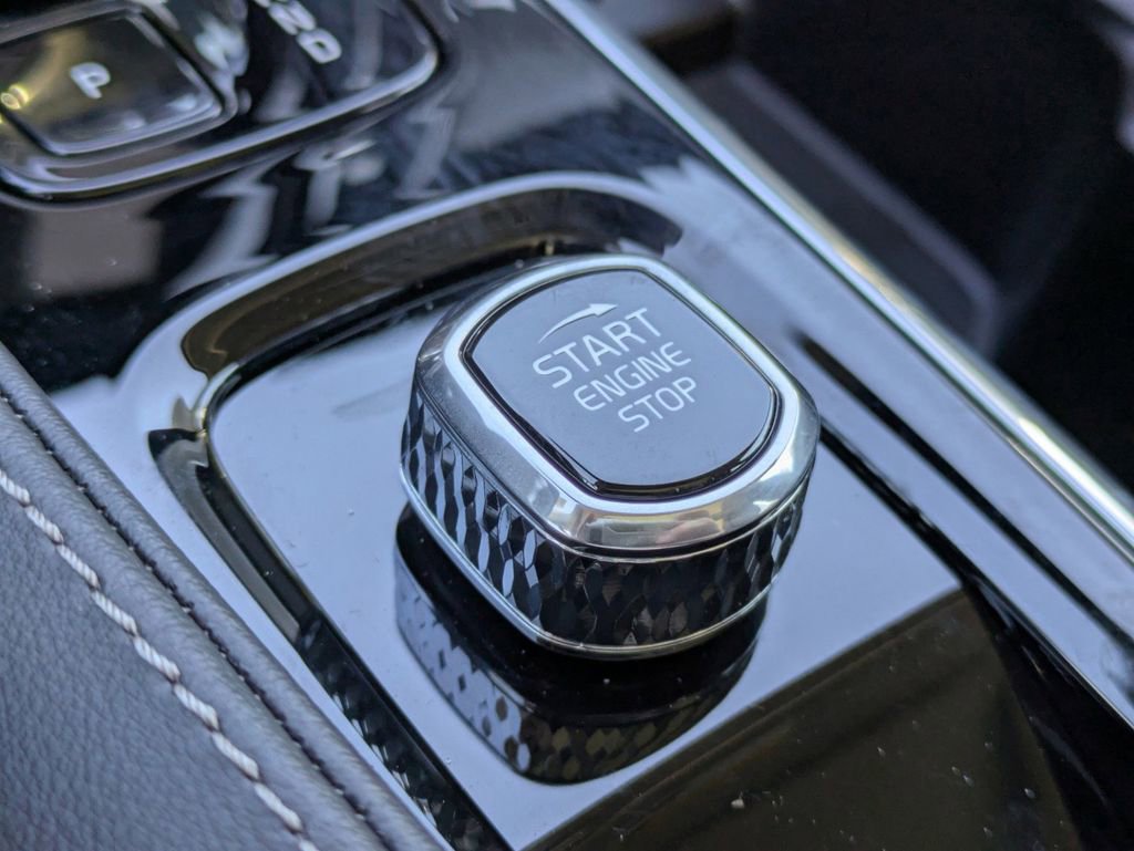 New 2024 Volvo S90 B6 Ultimate w/ Protection Package Premier image 28