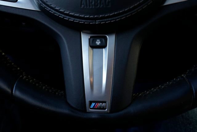 Used 2020 BMW X7 M50i w/ Dynamic Handling Package image 59