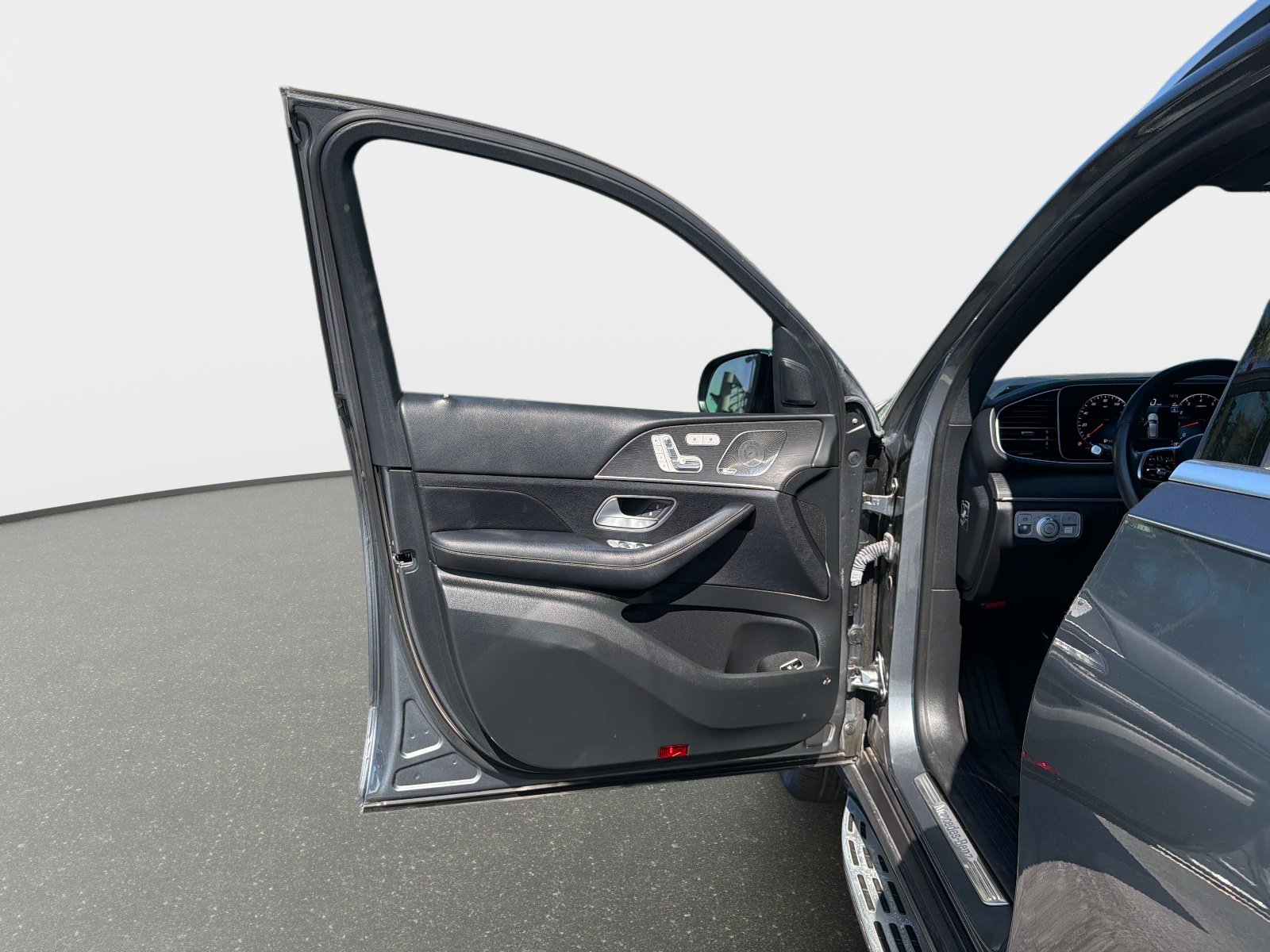 Used 2023 Mercedes-Benz GLE 350 image 37