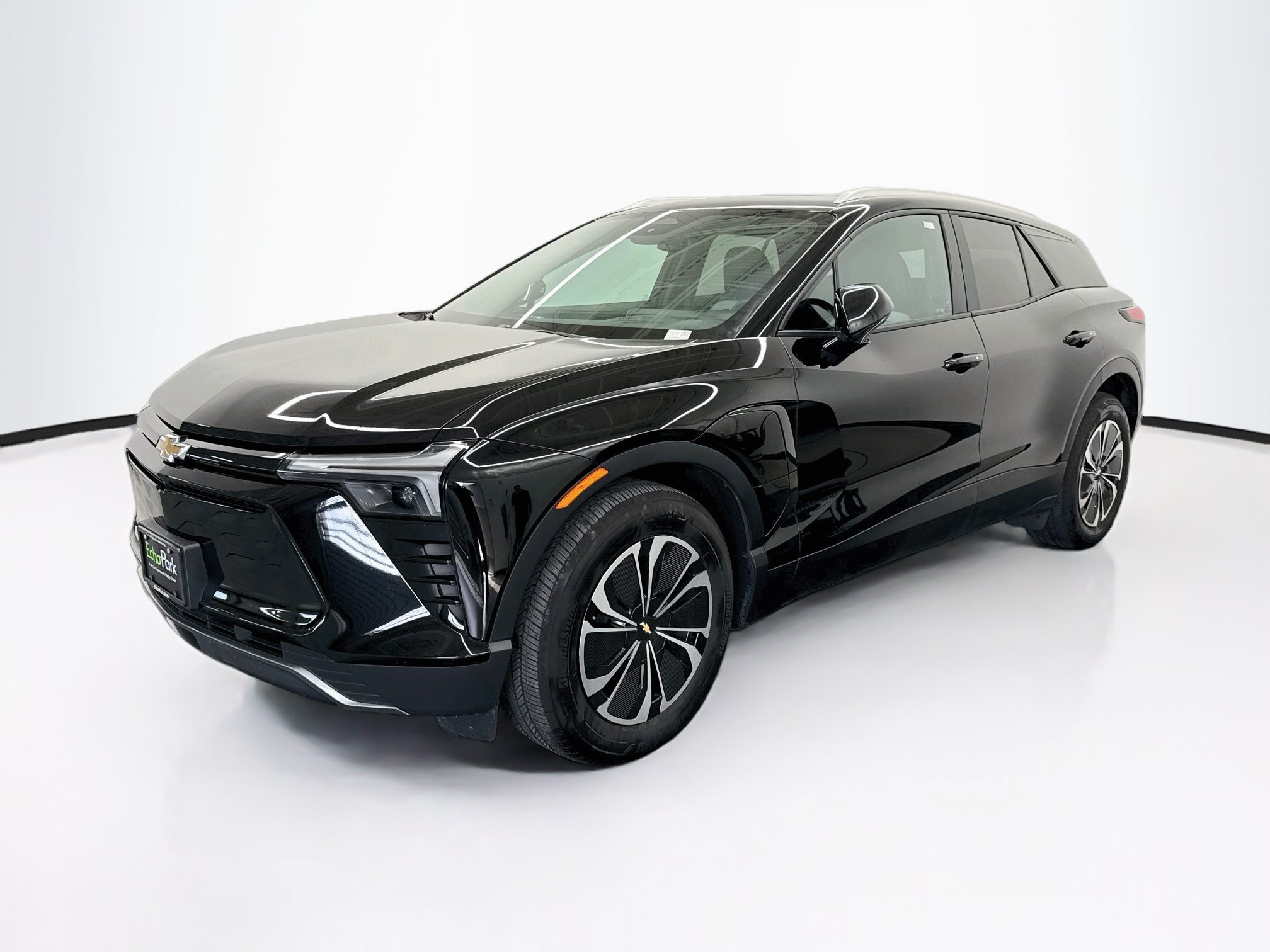 Used 2024 Chevrolet Blazer EV LT AWD/4WD image 3