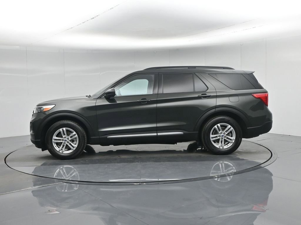 Used 2022 Ford Explorer XLT image 35
