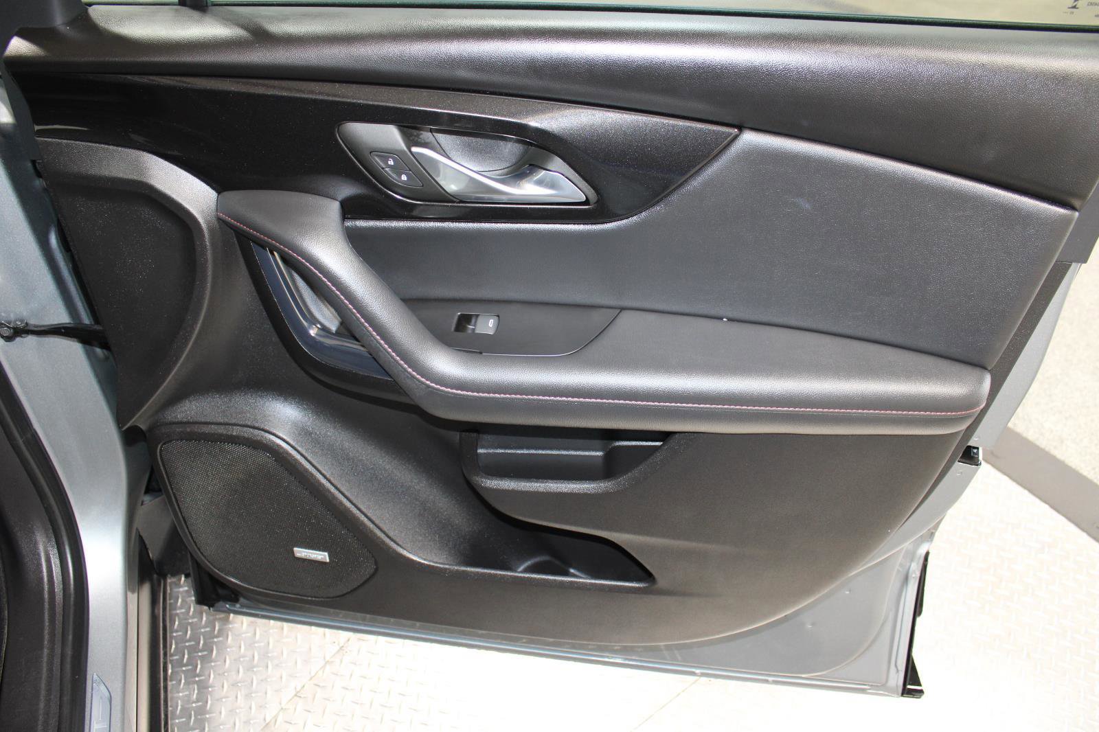 Used 2024 Chevrolet Blazer RS w/ Driver Confidence II Package FWD image 20