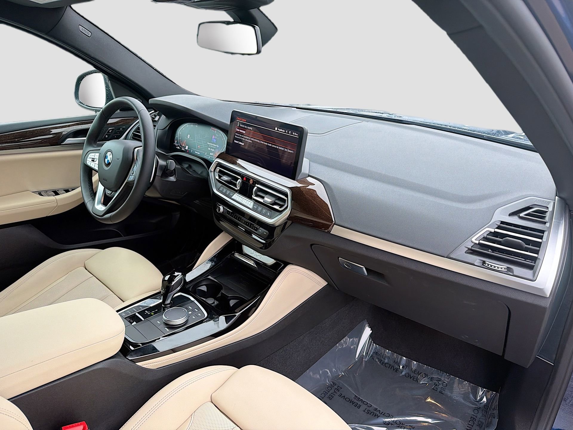 Certified 2025 BMW X4 xDrive30i image 15