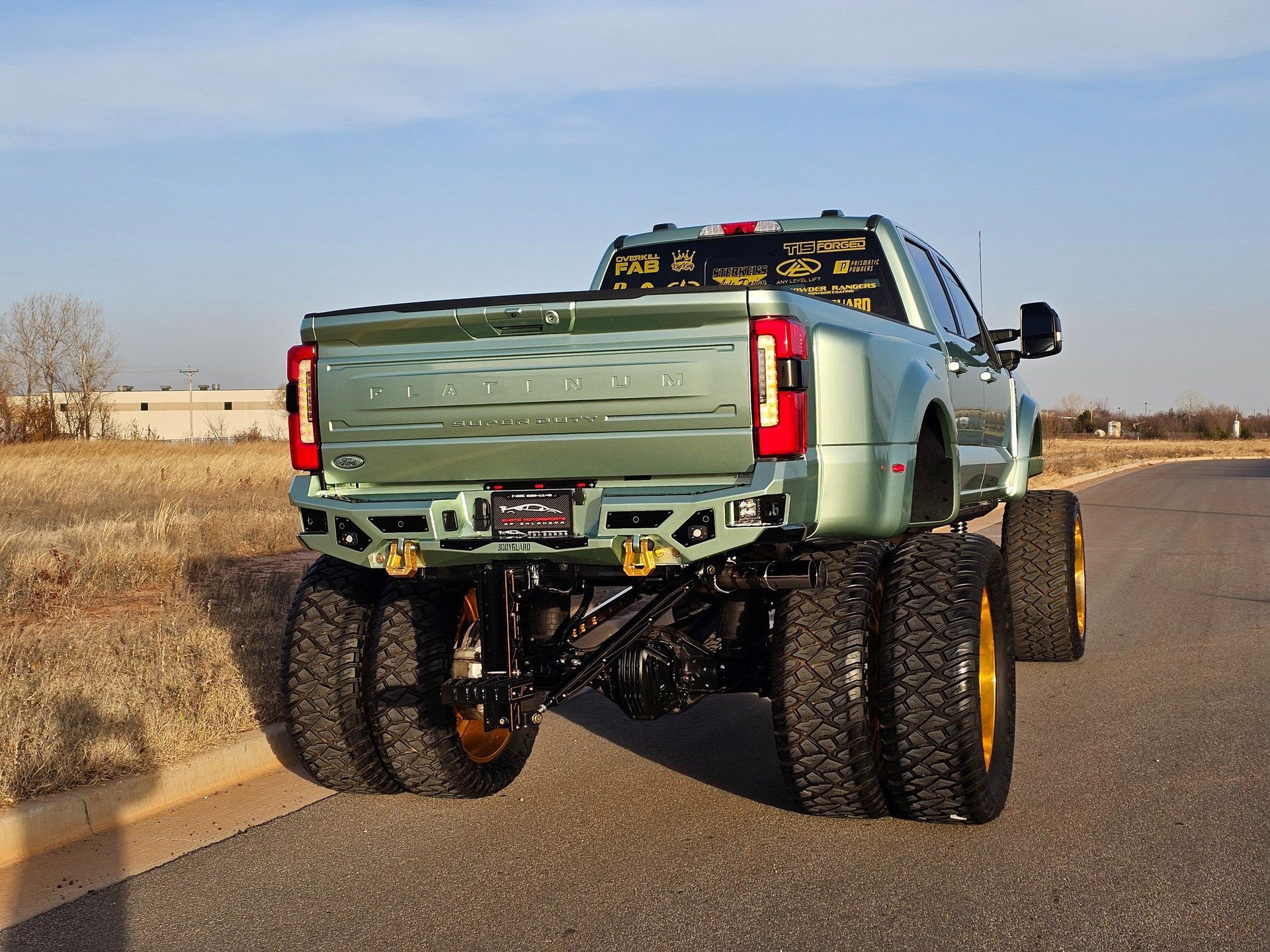 Used 2024 Ford F450 Platinum AWD/4WD image 40