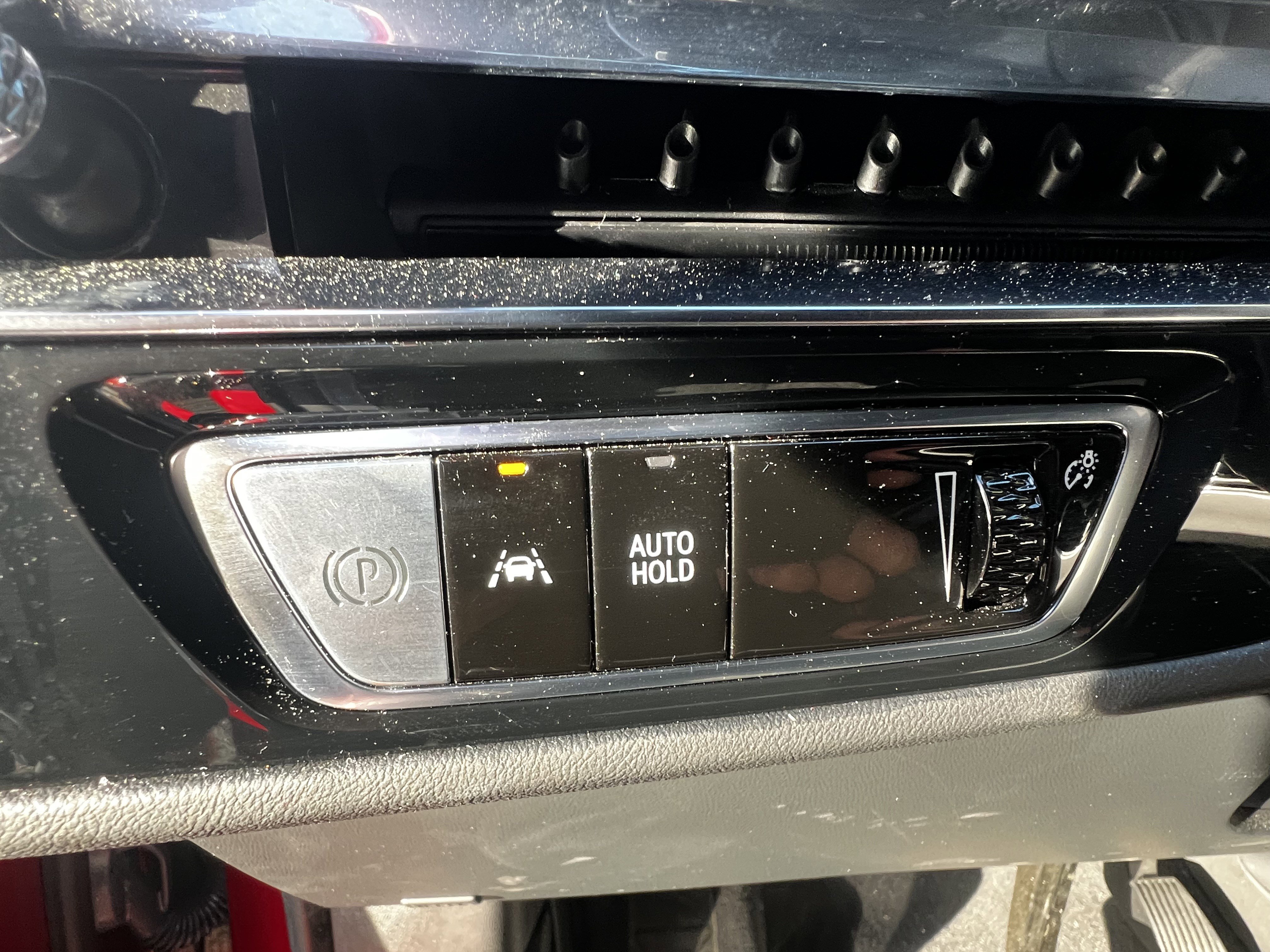 Used 2025 Cadillac Lyriq Sport AWD/4WD image 15