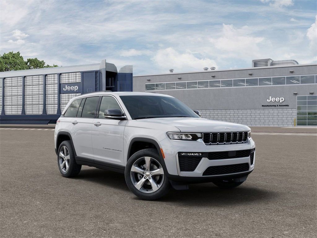 New 2026 Jeep Grand Cherokee Limited w/ Trailer Tow Package image 5