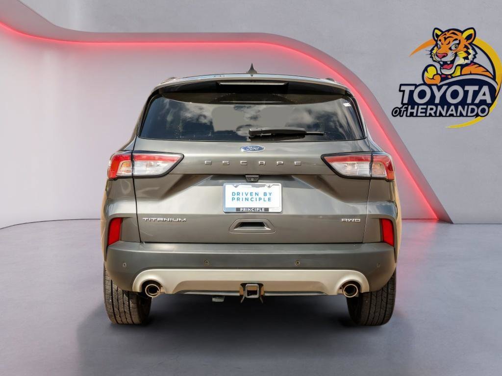 Used 2022 Ford Escape Titanium w/ Class II Trailer Tow Package image 6