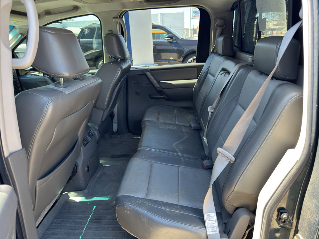 Used 2005 Nissan Titan LE w/ (R02) LE Off-Road Pkg image 21