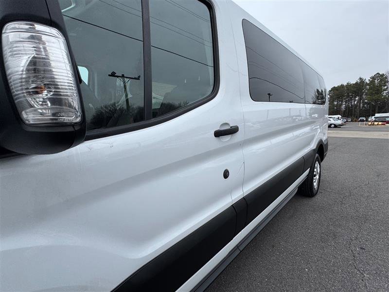 Used 2023 Ford Transit 350 XLT image 14