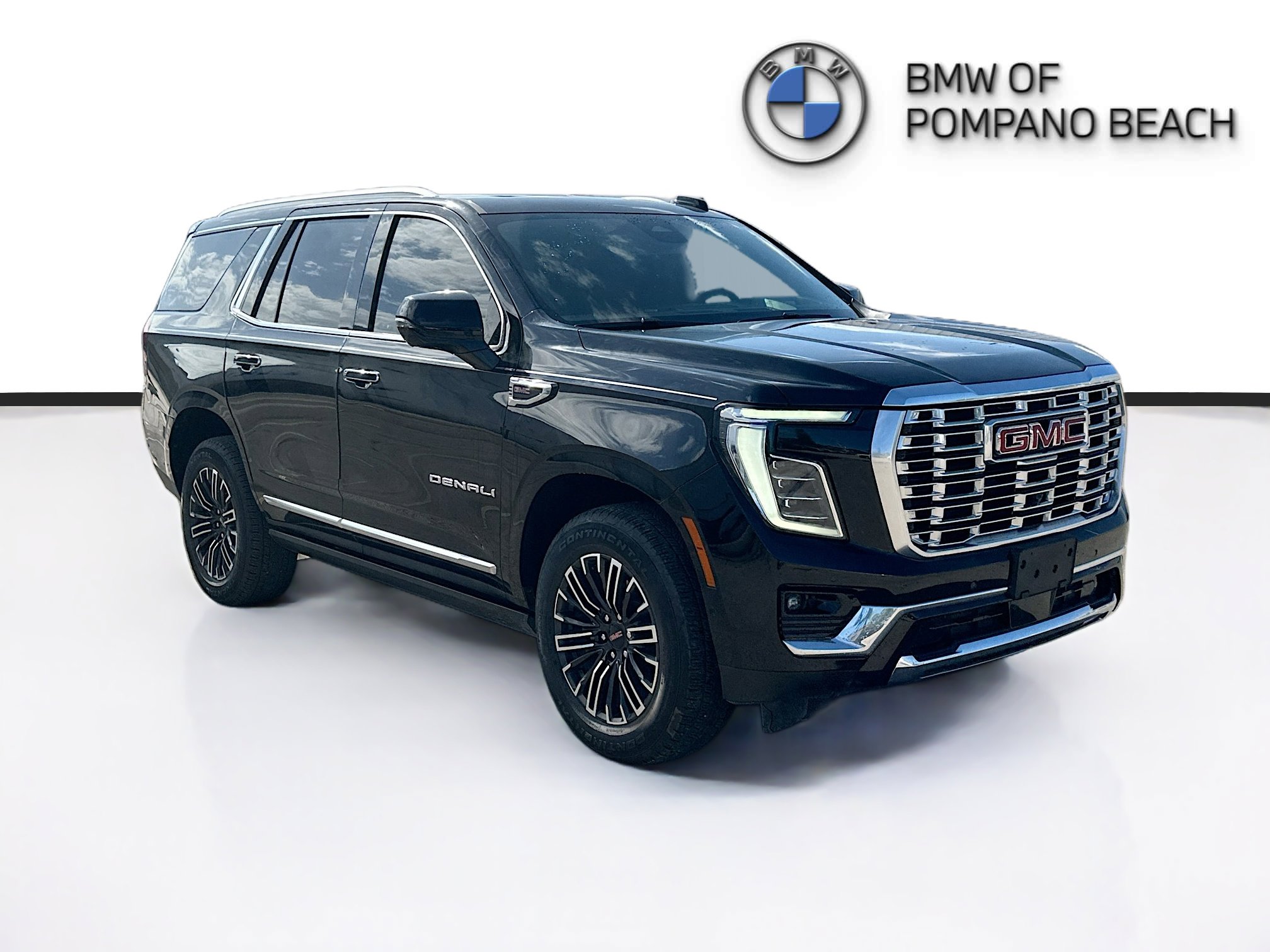 Used 2025 GMC Yukon Denali w/ Sun & Power Step Package RWD image 1